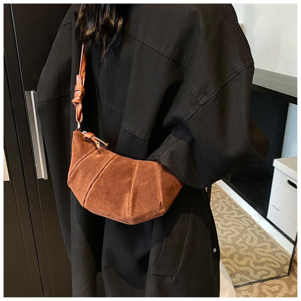 Высококачественные нишевые сумки для женщин Ретро и модные сумки в форме пельменей Сумки через плечо на одно плечо Универсальные сумки в форме круассана