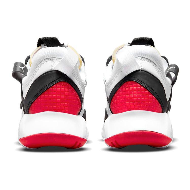 Мужские кроссовки Air Jordan MA2 Светло-серый/Университетский красный Белый/Черный CV8122-106