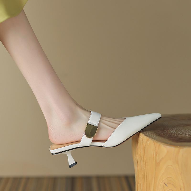 Весна и лето остроносые V-образный вырез тонкий кошачий каблук полушлепанцы одинарная обувь женские тонкий каблук простые универсальные темпераментные сандалии с закрытым носком