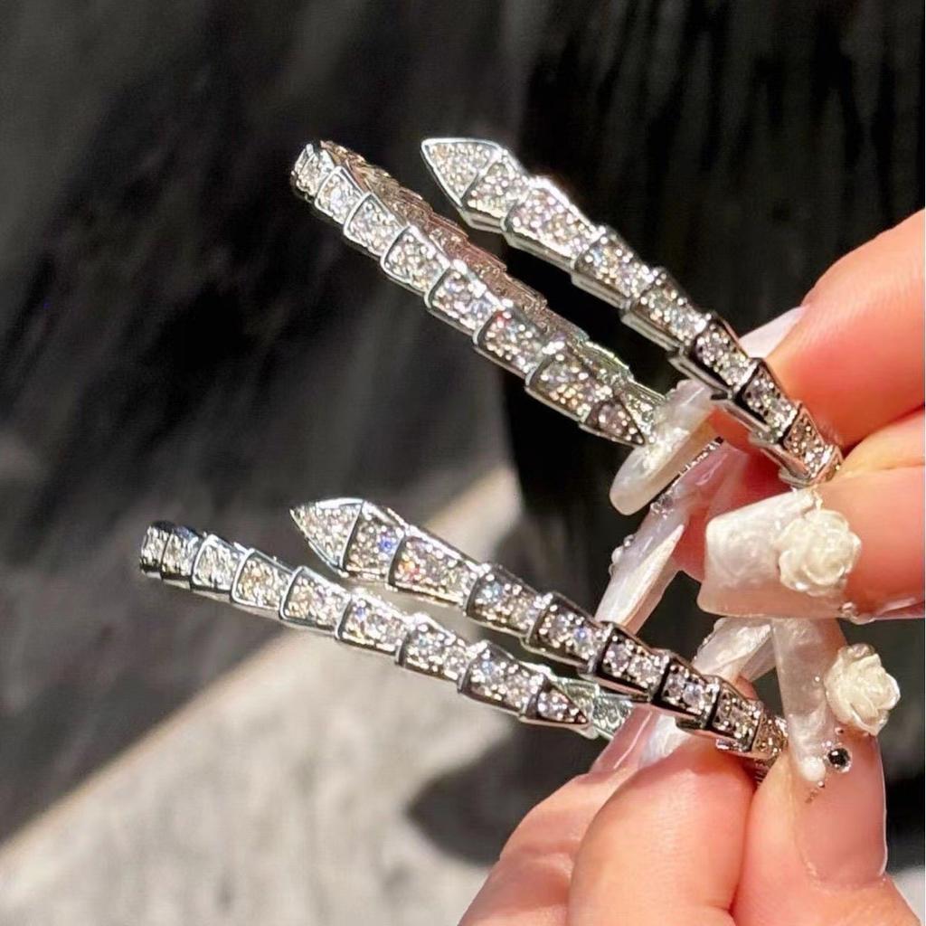 Классический браслет с атмосферой, высококачественный браслет в виде змеи, разработанный специально для женщин, подарок для женщин