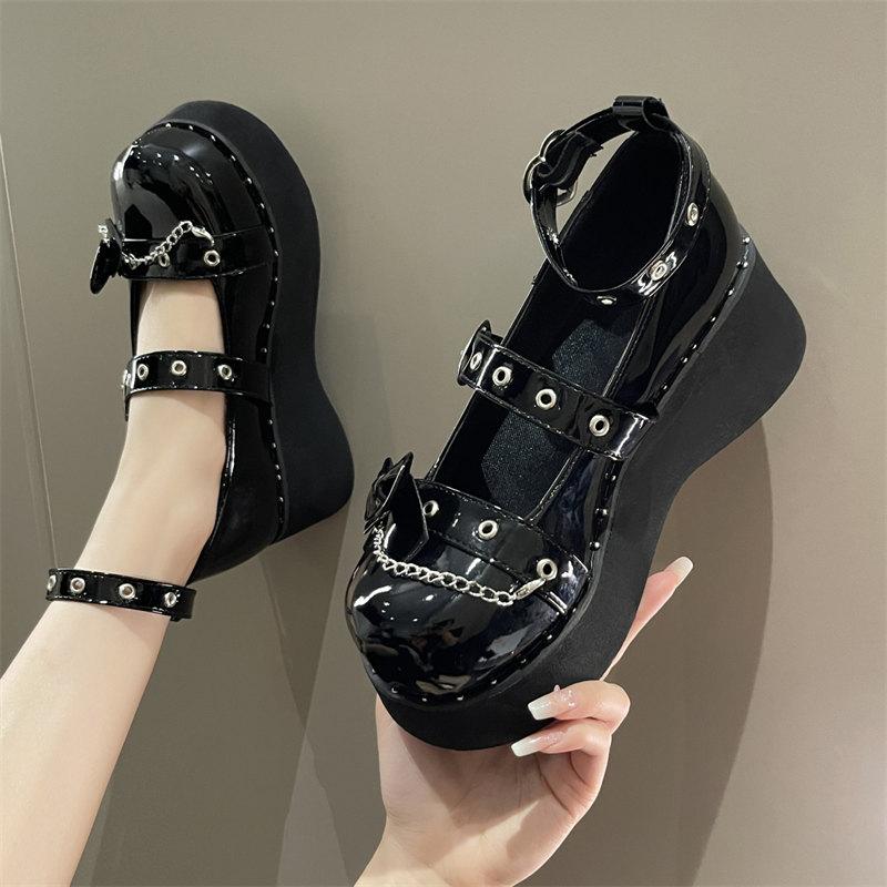 Fashion Gothic Metal Chain Lolita Shoes Platform Mary Janes Shoes for Women Round Head Thick Heel Ankle Straps Punk Pumps Cosplay Shoes