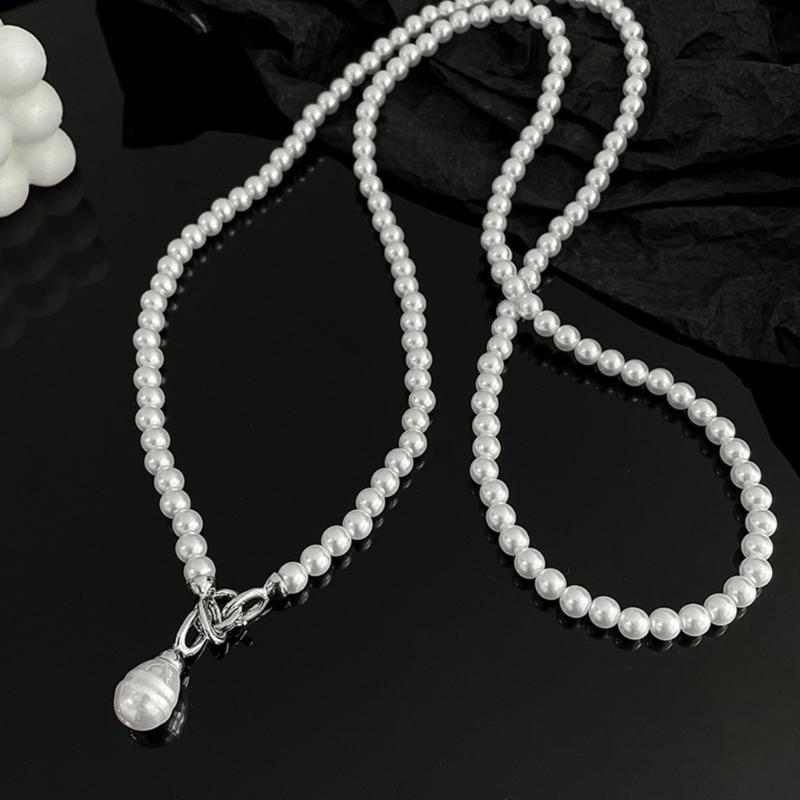 Elegant Pearls Body Chain Necklace Stylish Pearls Body Accessory Elegant Crossbody Chain for Party and Wedding Wear
