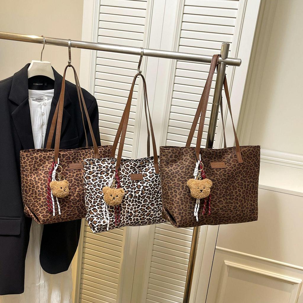 Сумка-тоут в европейском ретро-стиле с леопардовым принтом: Модная, Универсальная, Вместительная наплечная сумка-тоут для женщин