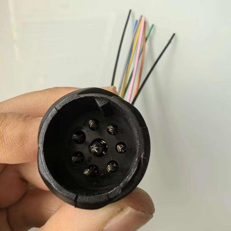 Universal 8-Hole, 8-Wire Front Headlight Plug for DeLonghi Accessories (F3000M3000X3000 Models)