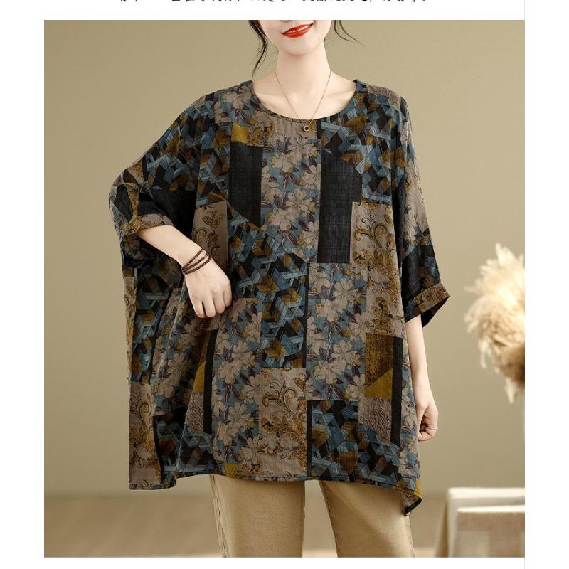 Летняя свободная футболка с круглым вырезом и рукавом три четверти