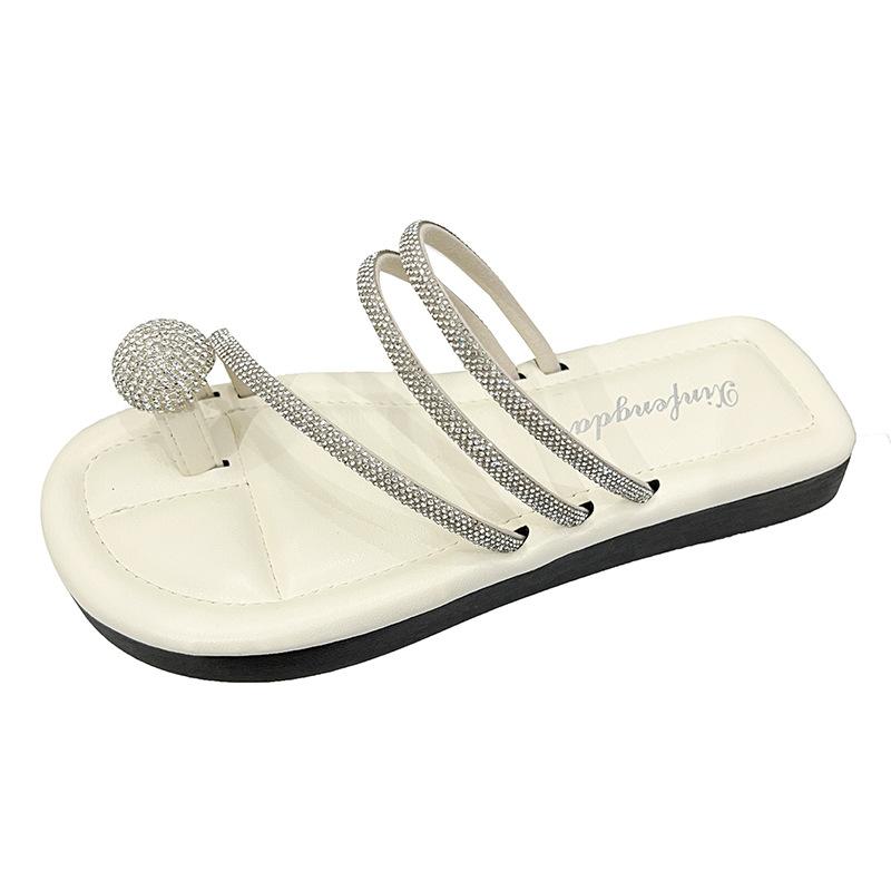 Niche Outer Wear Flat-bottomed Cool Slippers Summer 2025 New French High-end Rhinestone Cover Toe Slippers