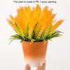 Красивое искусственное растение в горшке сымитировало легковес отсутствие увядания
