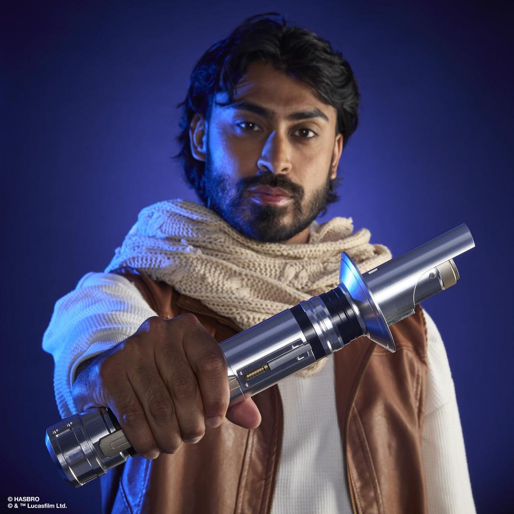 Hasbro Star Wars Black Series Ezra Bridger Force FX Elite Electronic Lightsaber with Advanced LED and Sound Effects, Ages 14 and Up, G0702, Authentic