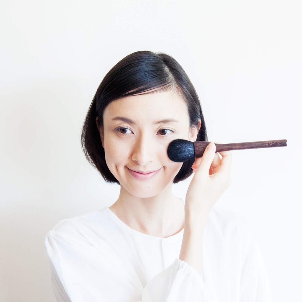 SHAQUDA UBU Прозрачная кисть для лица [802]