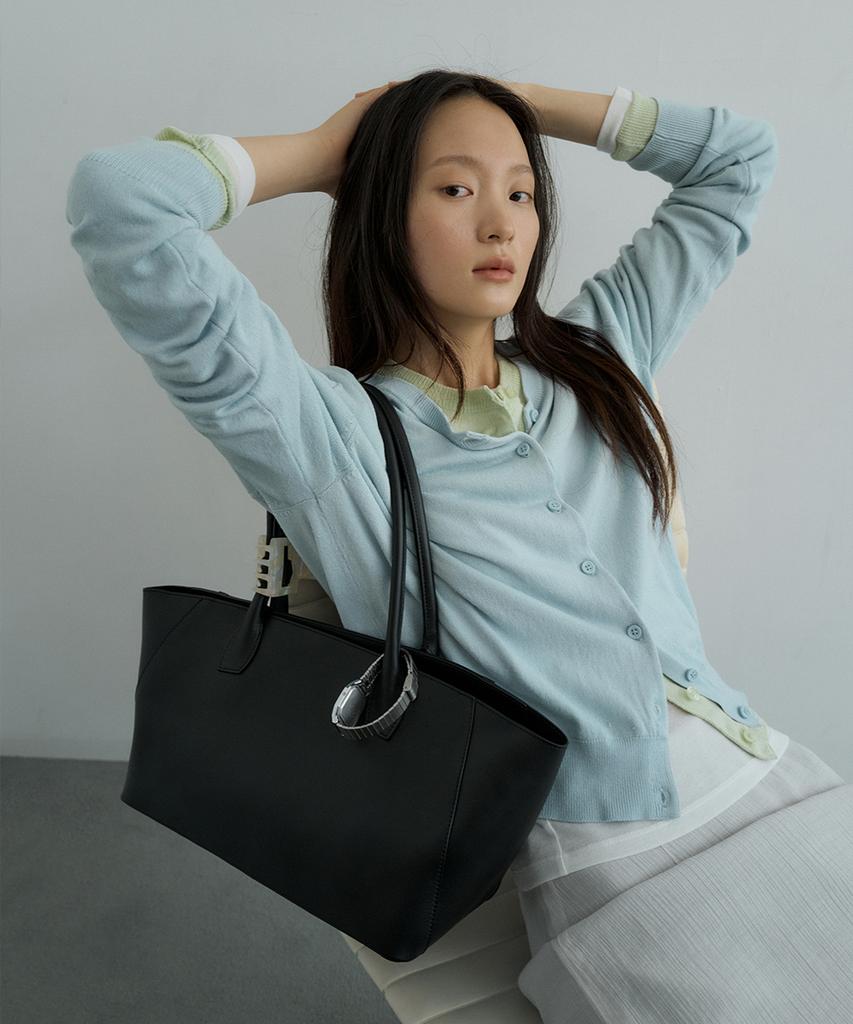 Flor Mag Leather Tote Bag Black