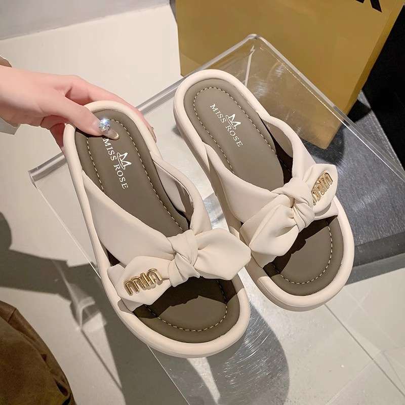 Bow Popular Slippers Women's Summer Wear 2025 New Soft-soled Non-slip Pregnant Women Sandals Go Out One-word Shoes Women