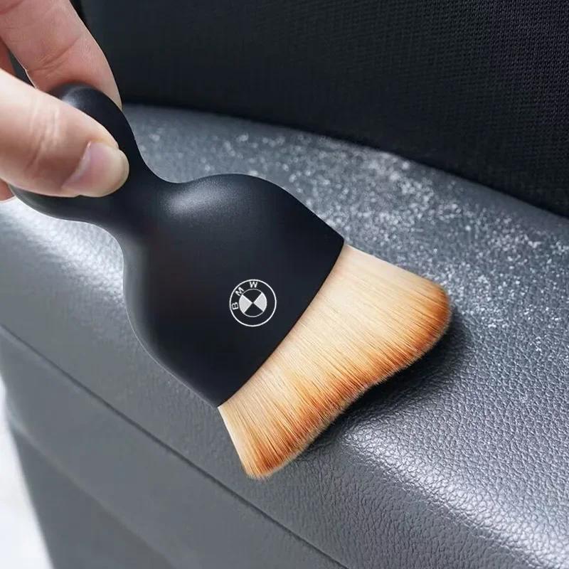 MQRE3 80% New 1/2Pcs Car Interior Cleaning Soft Brush Tool Dust Remover For All Bmw M Power X1 X3 X5 X7 Z4 E63 F10 F30 1 2 3 4 5 Seri