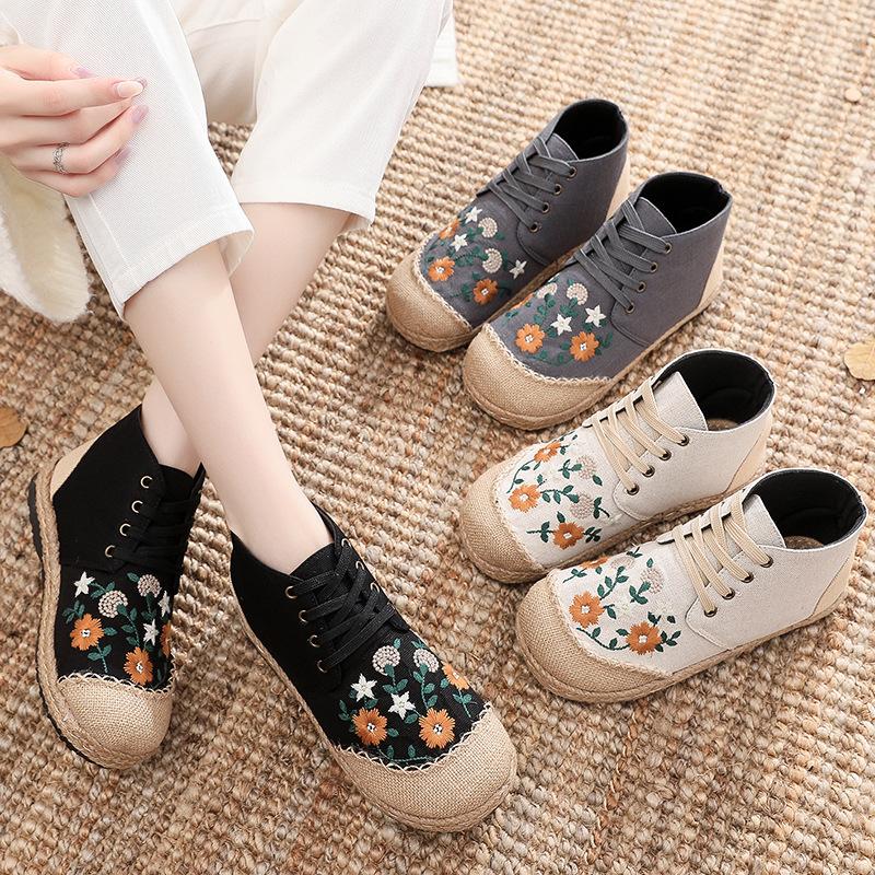 Autumn New Style Ethnic Embroidery Women's Daisy Shoes Mid-cut Cotton and Linen Embroidered Shoes for Women