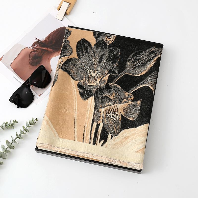 New Blanket Dual Use Imitation Cashmere Office Cloak Scarf Shawl High End Stitching Large Flower Scarf