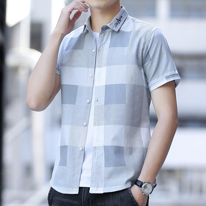 Новая летняя мужская клетчатая рубашка с короткими рукавами. Тонкая модная красивая повседневная мужская универсальная клетчатая рубашка.