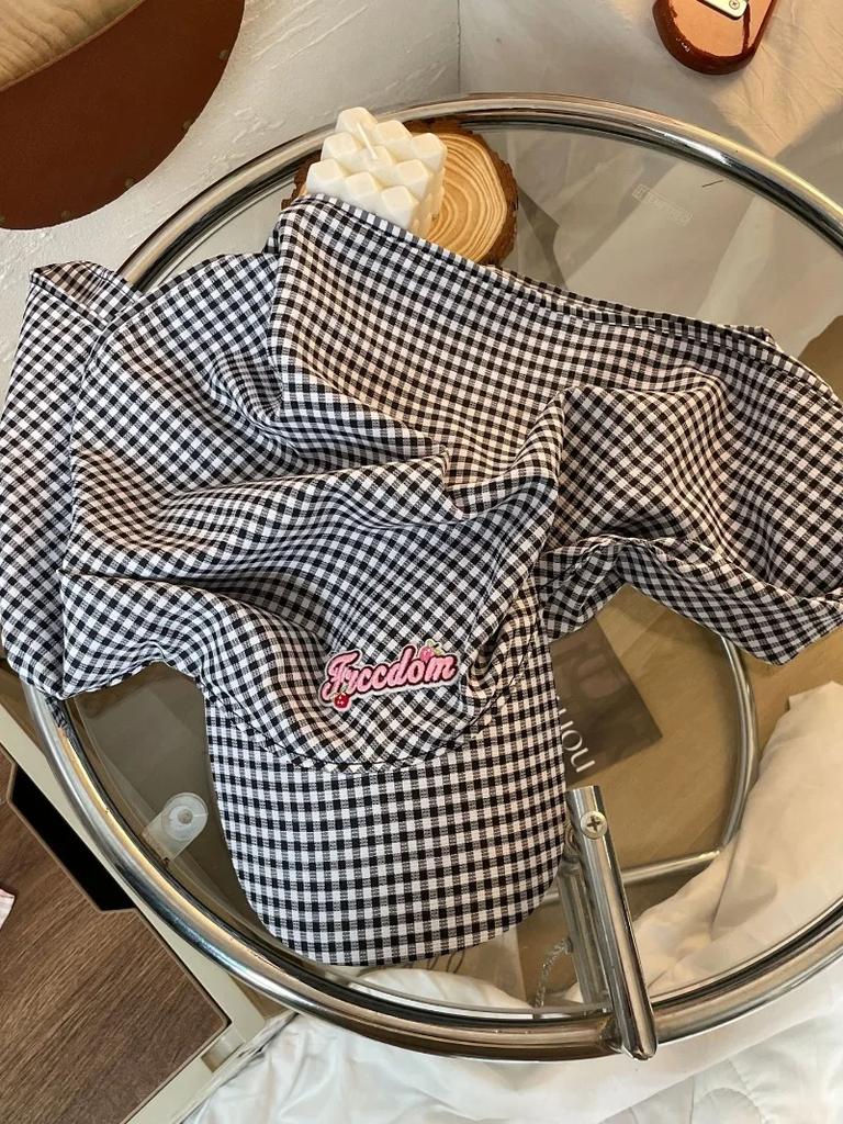 Мятно-зеленые клетчатые шапки-косынки с ремешком для женщин, летние солнцезащитные шапки для путешествий, универсальные модные солнцезащитные шляпы с наклейками