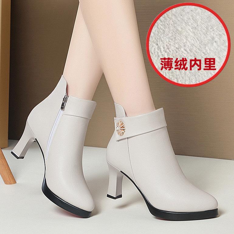 Модная осенняя женская обувь на платформе, новые ботильоны на шпильке с плюшевой подкладкой, зимняя мода, с острым носком, теплые женские короткие ботинки