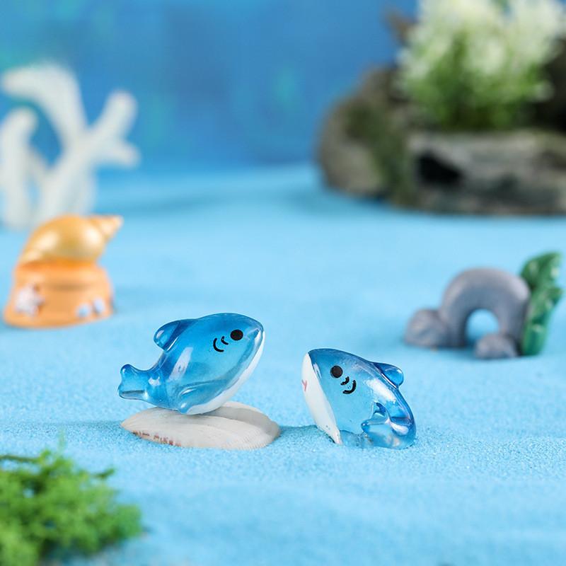Cute And Playful Resin Shark Miniatures For Fairy Garden Or Aquarium Decorations