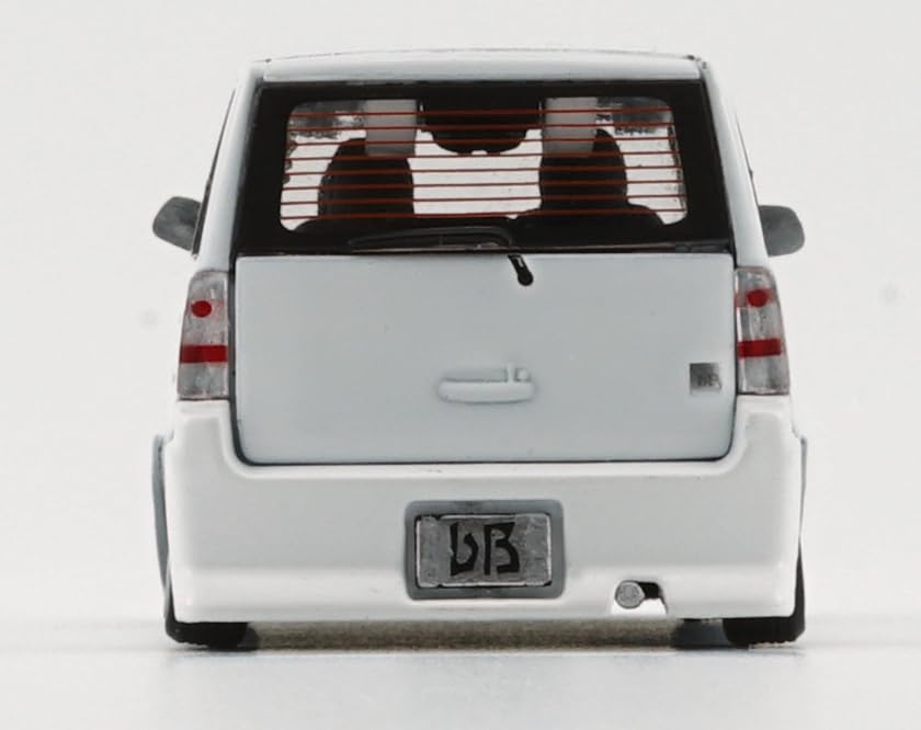 BM CREATIONS Toyota 2000 bB Белый LHD Готовая модель 1/64