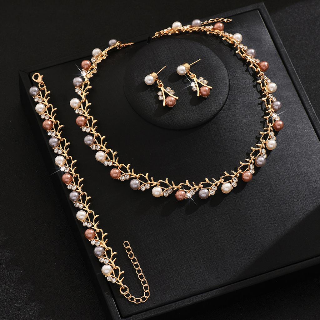 Жемчужные серьги, ожерелье, браслет, комплект из трех женских украшений, аксессуары к платью