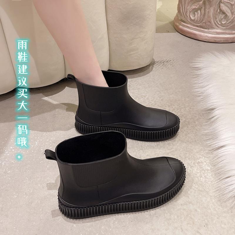 Летние новые модные женские резиновые сапоги для отдыха на открытом воздухе, водонепроницаемые женские дождевые сапоги с толстой подошвой, противоскользящие, легкие, из ПВХ, ботильоны без застежек