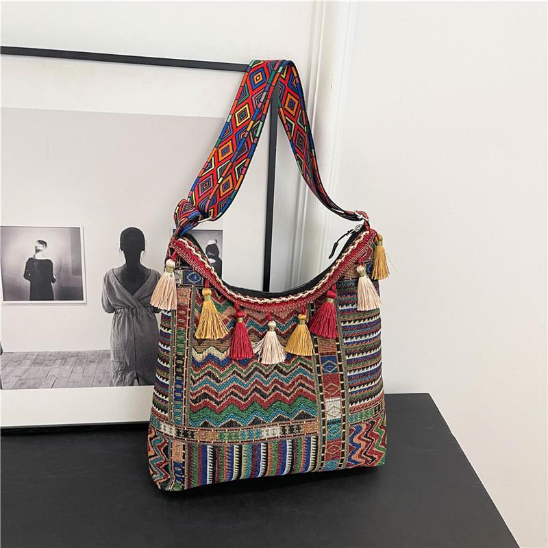 Embroidery Style Tassels Large Shoulder Bags Capacity Single Girl Shoulder Bag
