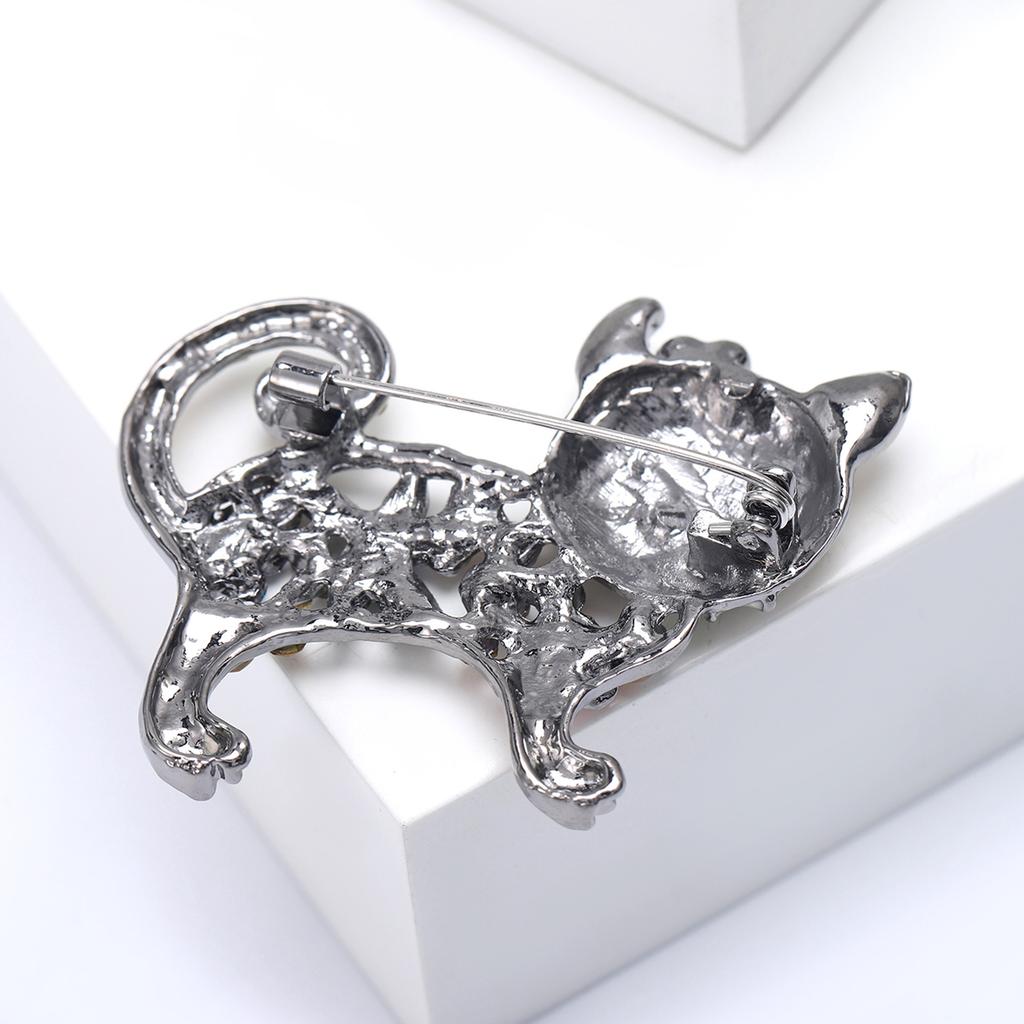 Lovely Enamel Cat Brooch Women Rhinestone Flower Animal Corsage Pins Gifts