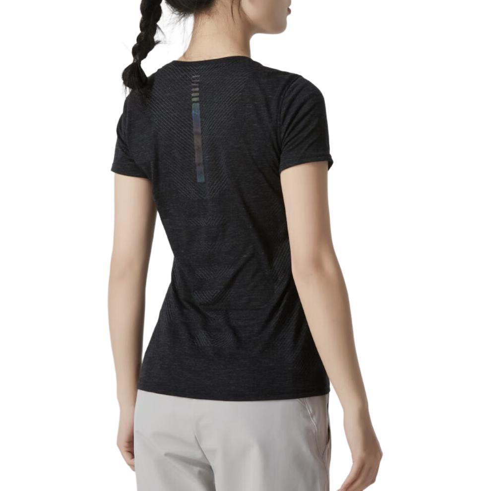 Under Armour T Shirts Women's Black Crew Neck Moderate Straight Fit 1375270-001