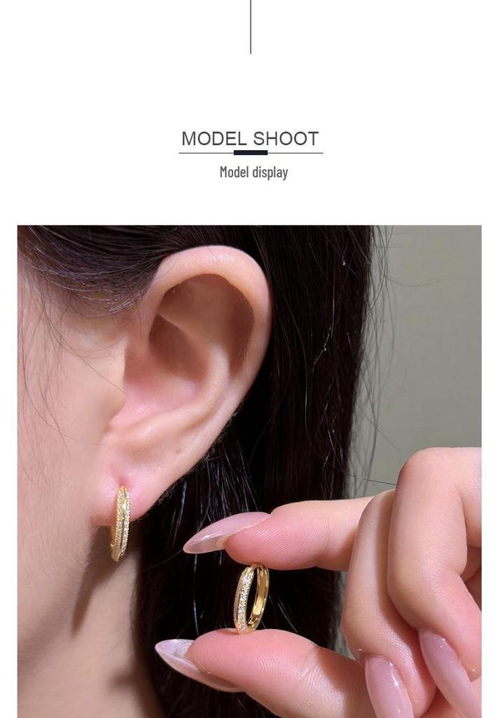 Серьги из стерлингового серебра S925 в стиле INS: Двухслойный дизайн с цирконами, универсальная высококлассная мода для женщин.