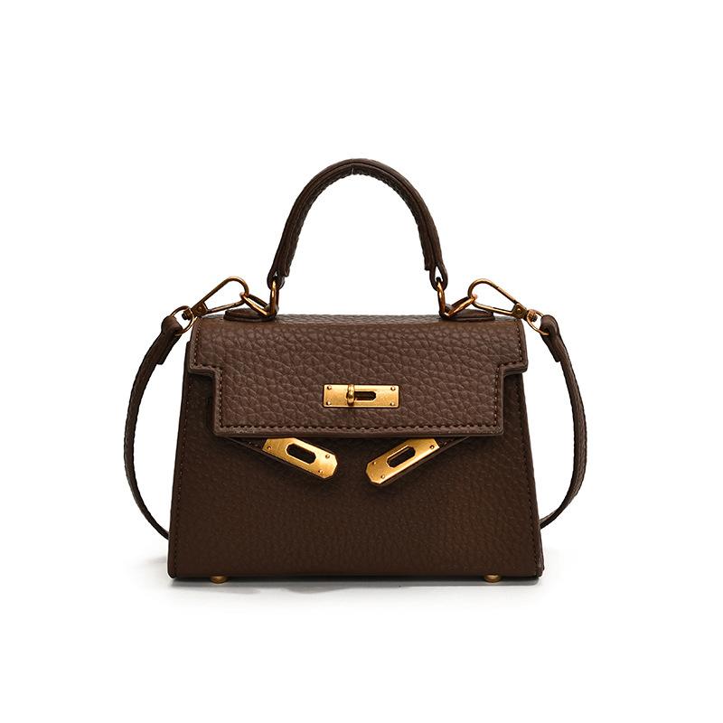 Ретро трендовая женская сумка 2025 новая осенняя модная повседневная маленькая квадратная сумка высококлассная сумка через плечо