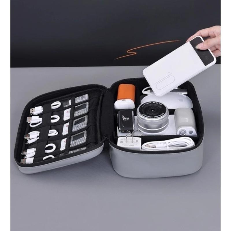 Multifunctional Organizer Bag for Hard Disk, USB Data Cables and Chargers - Compact Design, Protects Devices and Cables Neatly
