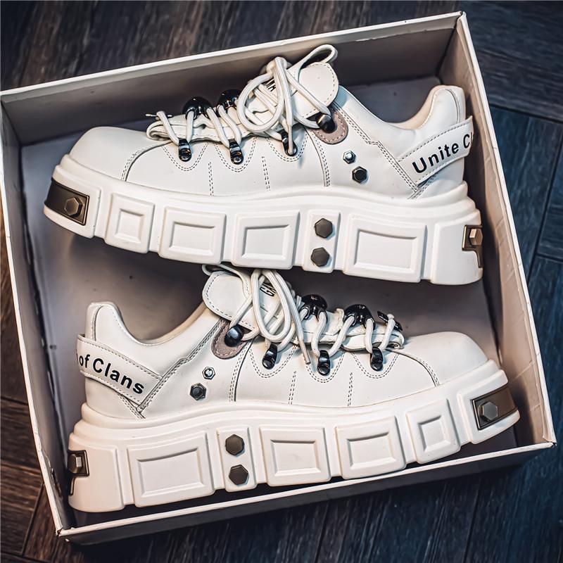Мужская обувь для скейтбординга в стиле панк с металлическим трендом на платформе и заклепками, нескользящая повседневная спортивная обувь на шнуровке