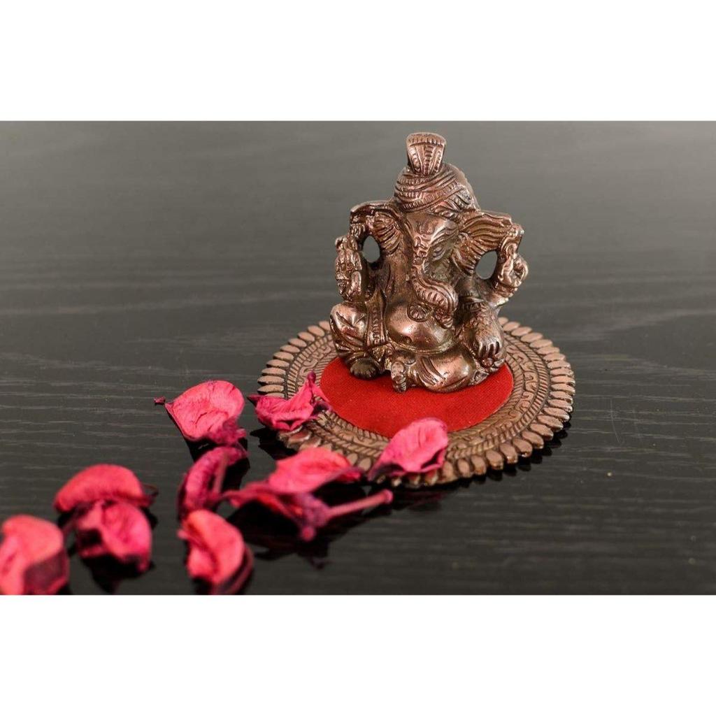 Металлический Пагди Господь Ганеша на Круглой Подставке