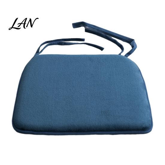 Skin-friendly Warm Seat Cushion for Winter Plush Chair with Ties, Soft Cozy Non-slip Cushion, 15.75" Anti-slip Thickened Buttock Relief Pad