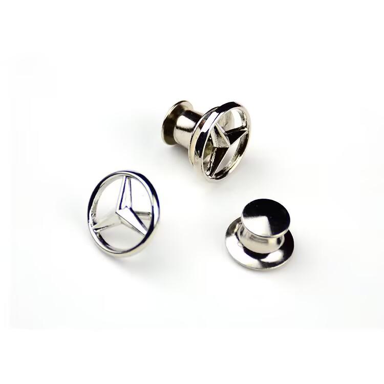 Fashion Suit Collar Pin Male Female Employee Tag Brooch Decal For Mercedes Benz AMG A B C E S Class GLC GLK GLE GL Interior HIJKL1