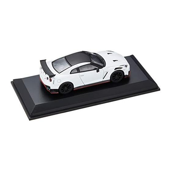 CARNEL 1/64 Nissan GT-R NISMO (R35) 2020 Яркий Белый Жемчуг