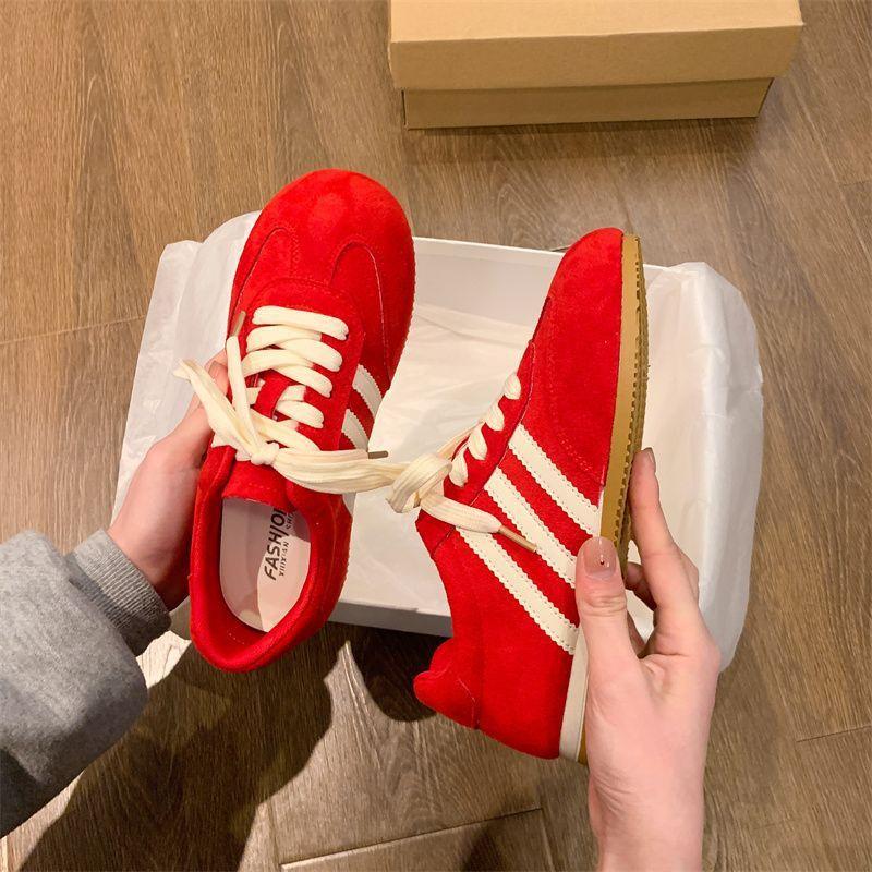 Ретро красные немецкие тренировочные туфли женские 2025 лето взрыв универсальные плоские супермягкие туфли Форреста Гампа спортивные и досуговые кеды