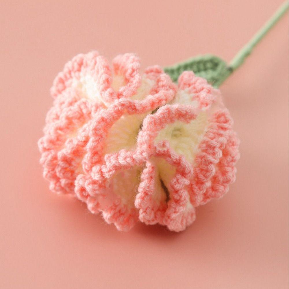 Букет ручной вязки на День матери. Самодельные искусственные цветы. Разноцветный свадебный букет.