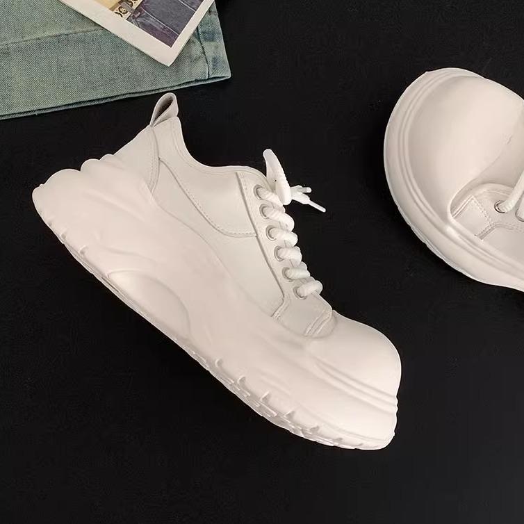 Универсальные белые туфли в стиле ретро с круглой головкой и толстой подошвой, женские, новые, весна-осень 2025 года, легкие, увеличивающие рост, повседневные, спортивные туфли для сноуборда