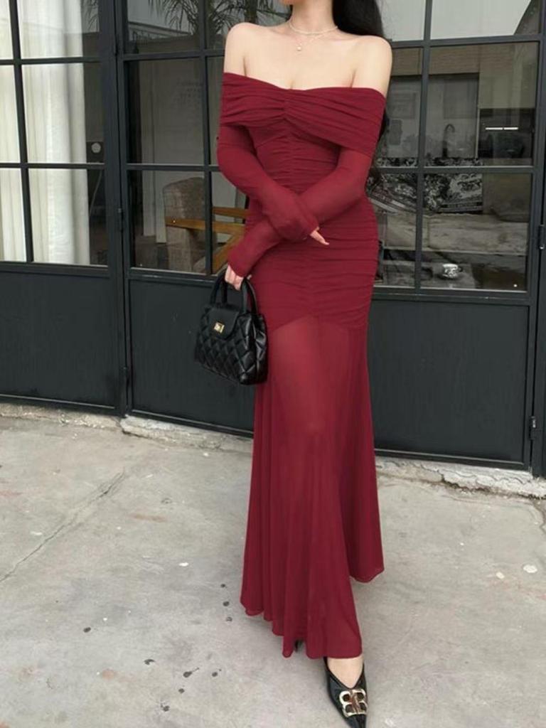 Elegant One-Shoulder Mesh French Dress with Slim Long Sleeves and Sexy Design
