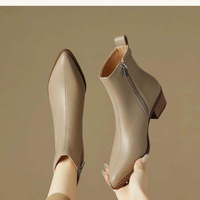 Женские короткие ботильоны из мягкой кожи с острым носком, французский ретро стиль, новые осенне-зимние ботильоны из мягкой кожи, низкий толстый каблук, одинарные ботинки, зимние туфли на высоком каблуке для женщин