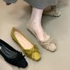 [Fanfna] 2025 осень новые туфли-лодочки с бантом и светлым вырезом, универсальные, в сказочном стиле, на низком каблуке, модная женская обувь