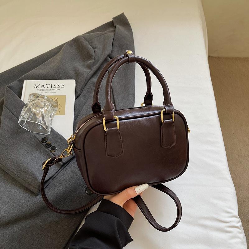 Retro Commuter Large-capacity Shoulder Bag 2025 Autumn New Boston Handbag Korean Version Messenger Bag Bag Woman