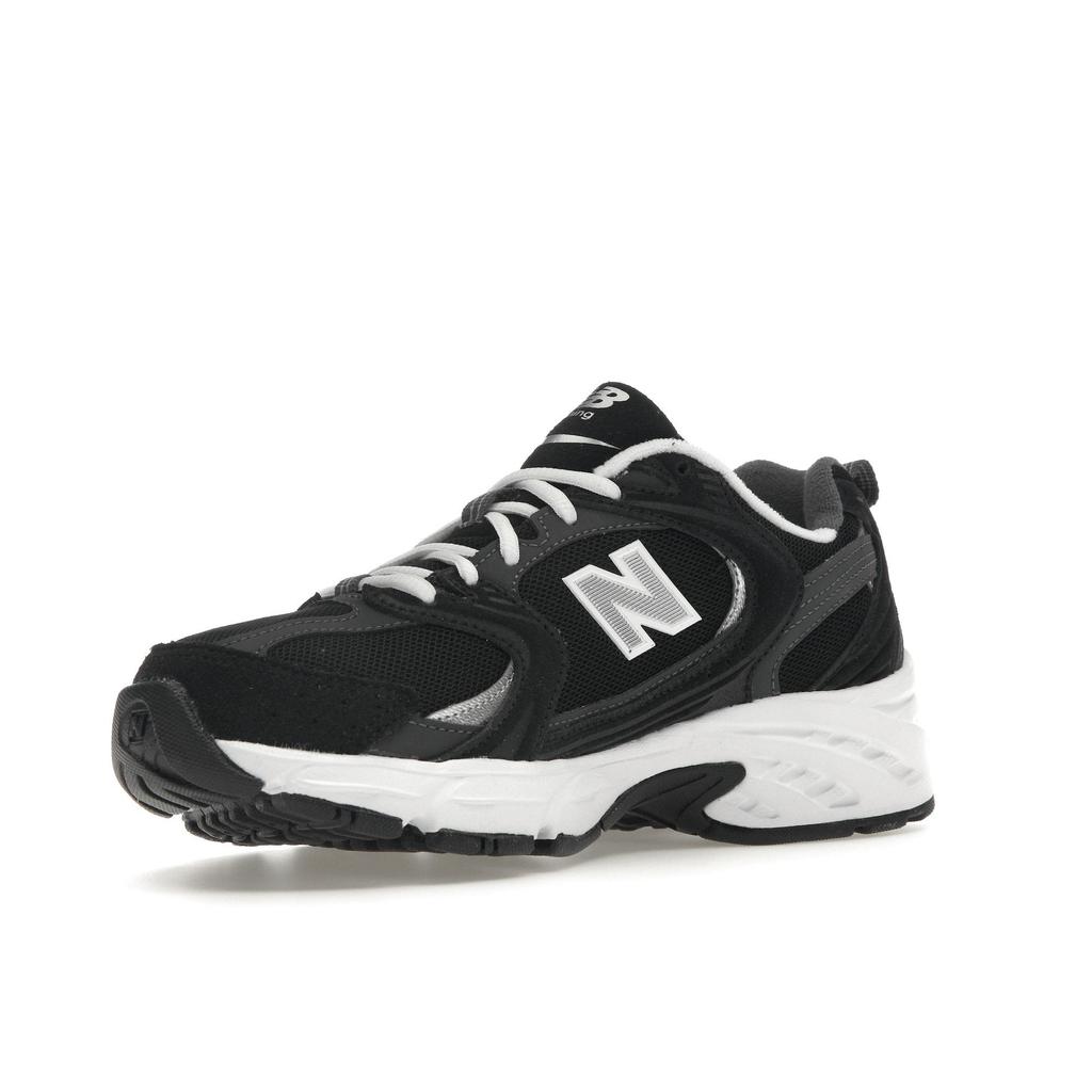 New Balance 530 Черный Магнитный Серебристый Металлик Унисекс MR530CC