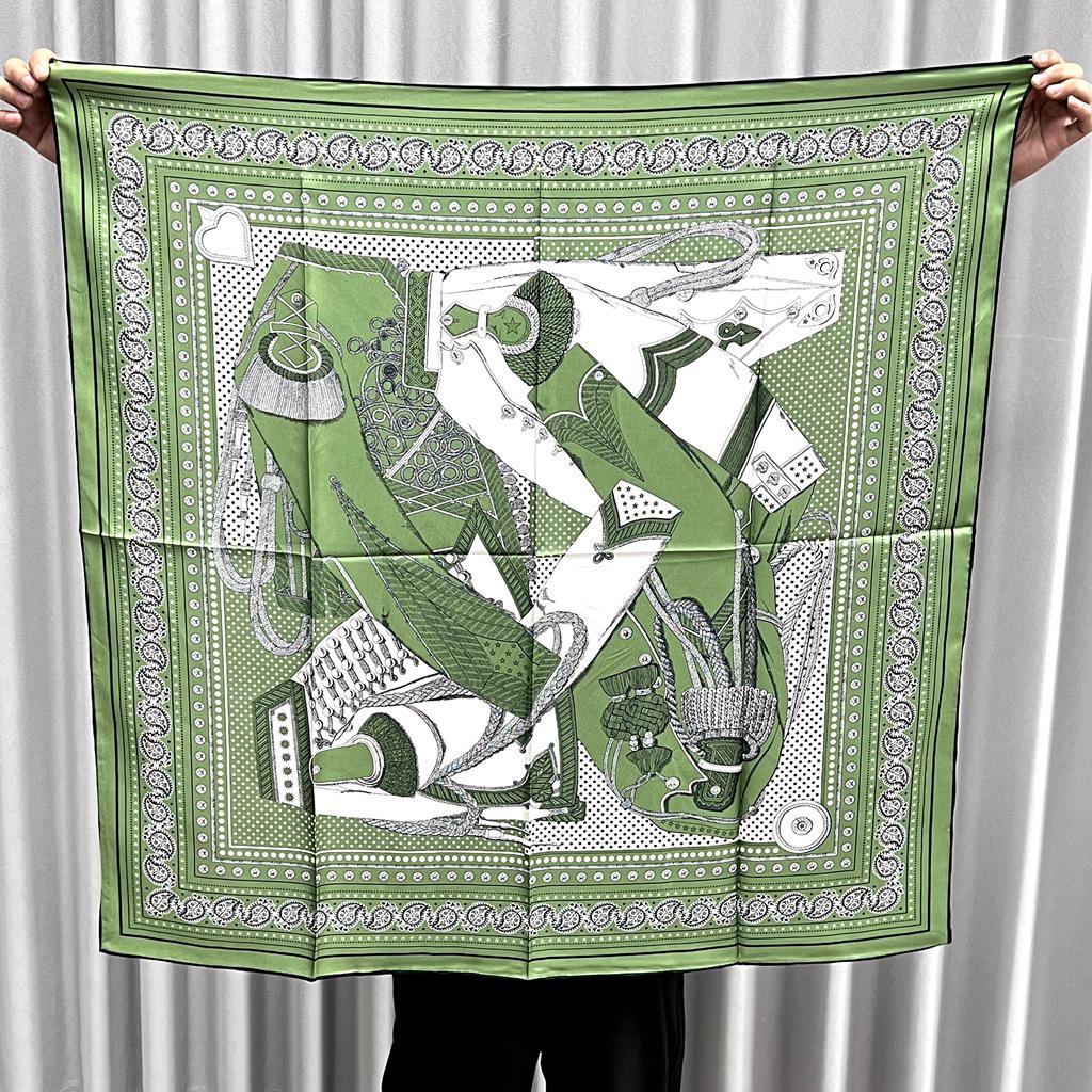 Шелковый твиловый шарф Silk Road в черно-белом французском стиле для весны/лета