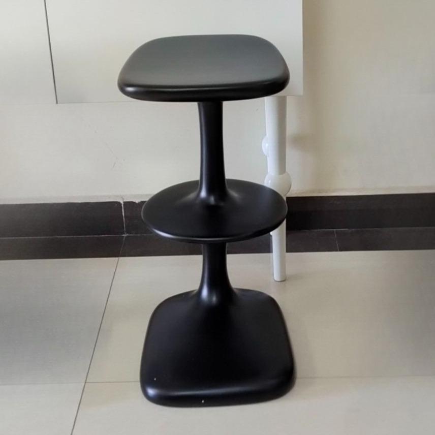 Elegant Bar Chair Nordic Barstool Art Design Minimalist Luxury Barstools Aesthetic Modern Outdoor High Bars Chairs Furniture