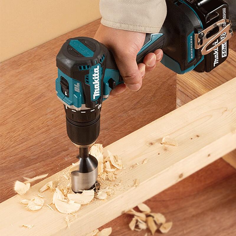 Makita 18V Brushless Cordless Drill/Driver Kit CN plug (adapter included)