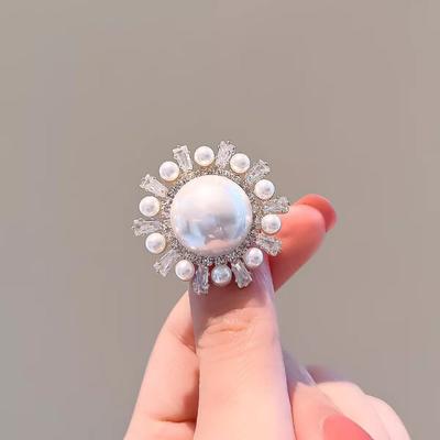Брошь Подсолнух, Женская Изысканная Жемчужная Брошь, Нишевый Дизайн Премиум-класса, Брошь, Аксессуар для Выреза, Защищающий от Бликов