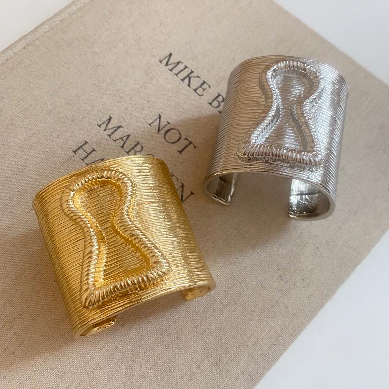 Высококлассный ретро браслет-песочные часы: Роскошная текстура Женские эффектные украшения