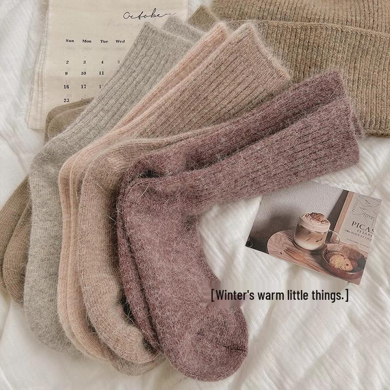 Women's Winter Fleece-Lined Mid-Calf Socks: Extra Thick, Soft, Ribbed, Japanese-Style, Solid Color, Perfect for Sleep or Home Use.